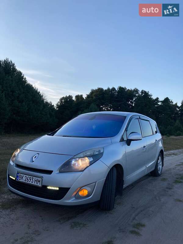 Мінівен Renault Grand Scenic 2010 в Бродах фото 24 Мінівен Renault Grand Scenic 2010 в Бродах