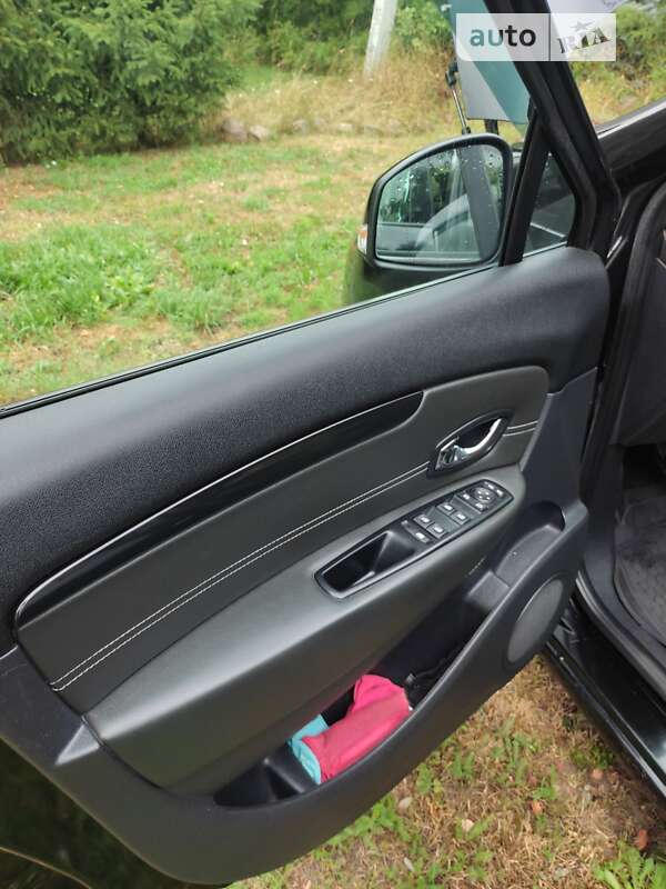 Минивэн Renault Grand Scenic 2014 в Киеве