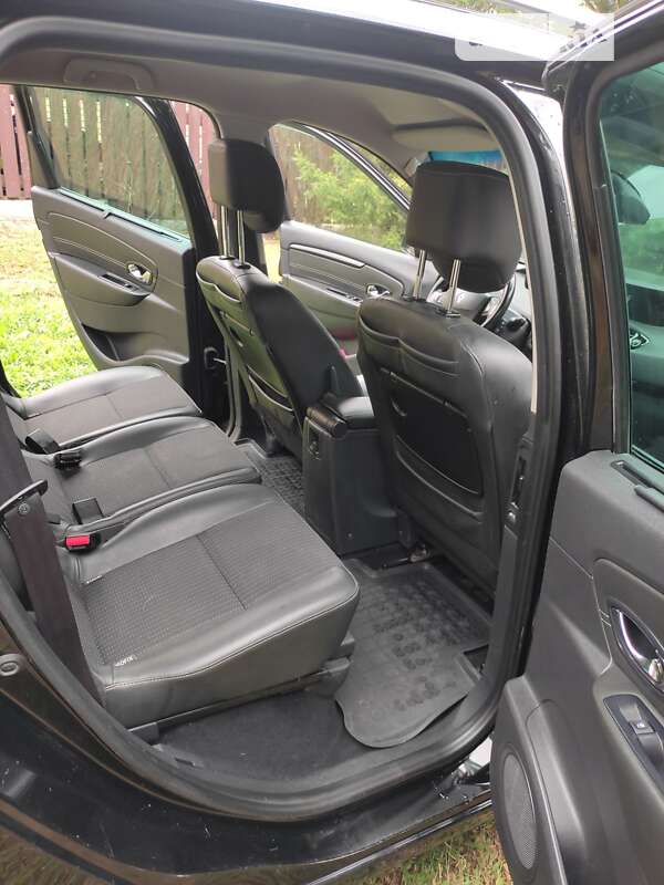 Минивэн Renault Grand Scenic 2014 в Киеве