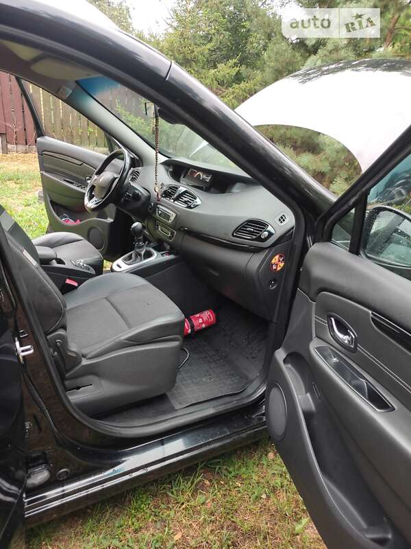 Минивэн Renault Grand Scenic 2014 в Киеве