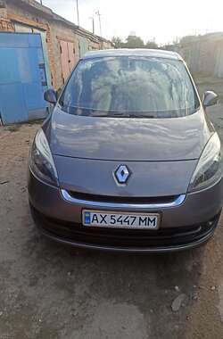 Минивэн Renault Grand Scenic 2013 в Краснограде