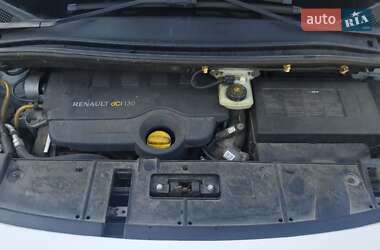 Минивэн Renault Grand Scenic 2011 в 