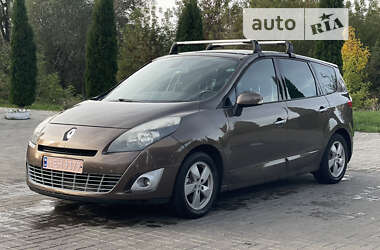 Минивэн Renault Grand Scenic 2010 в Дубно