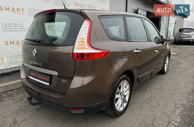 Минивэн Renault Grand Scenic 2010 в 