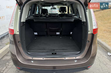 Минивэн Renault Grand Scenic 2010 в 