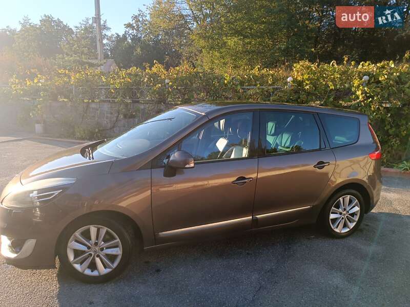 Минивэн Renault Grand Scenic 2012 в Киеве фото 7 Минивэн Renault Grand Scenic 2012 в Киеве