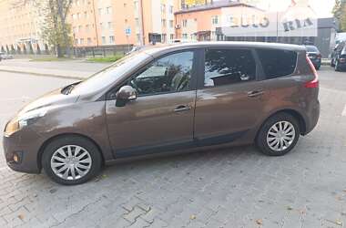 Мінівен Renault Grand Scenic 2010 в Чернівцях