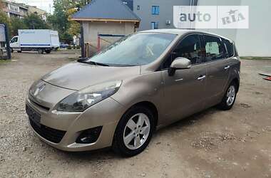 Мінівен Renault Grand Scenic 2010 в Івано-Франківську