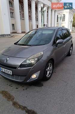 Мінівен Renault Grand Scenic 2011 в Жовтих Водах