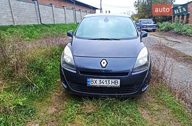 Минивэн Renault Grand Scenic 2010 в 