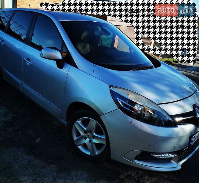 Минивэн Renault Grand Scenic 2014 в 