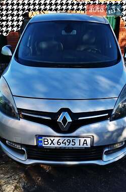 Минивэн Renault Grand Scenic 2014 в 