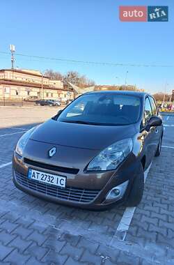 Минивэн Renault Grand Scenic 2009 в Калуше