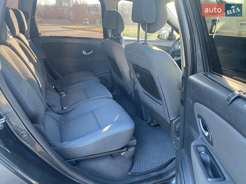 Мінівен Renault Grand Scenic 2009 в Чернівцях