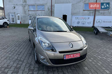 Мінівен Renault Grand Scenic 2011 в Луцьку