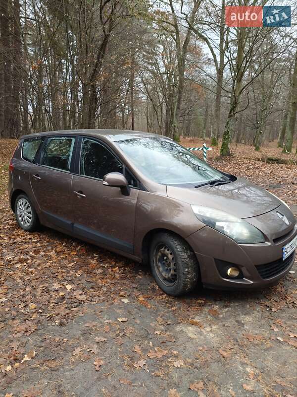 Мінівен Renault Grand Scenic 2010 в Кам'янці-Бузькій