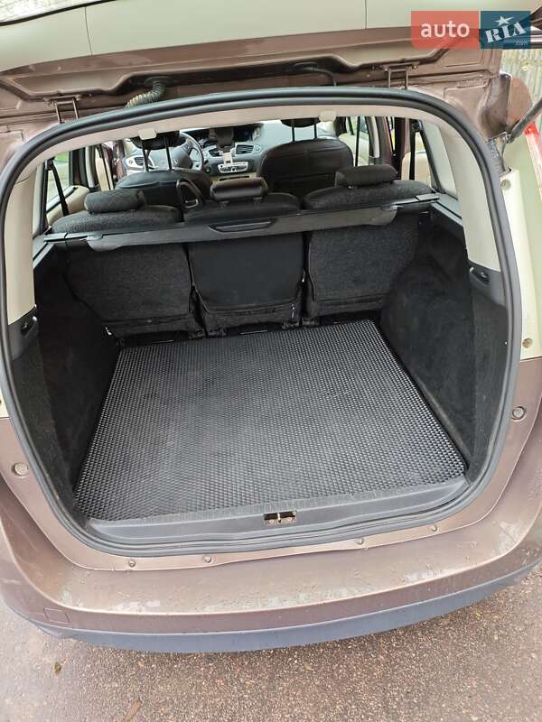 Мінівен Renault Grand Scenic 2010 в Кам'янці-Бузькій