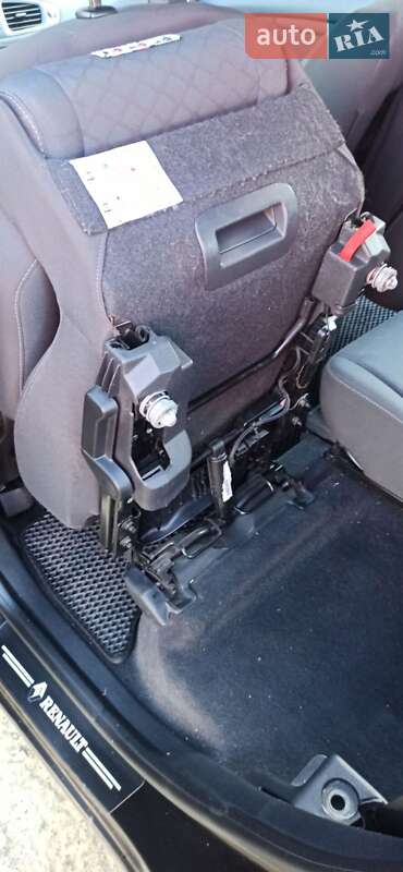 Минивэн Renault Grand Scenic 2010 в Буске