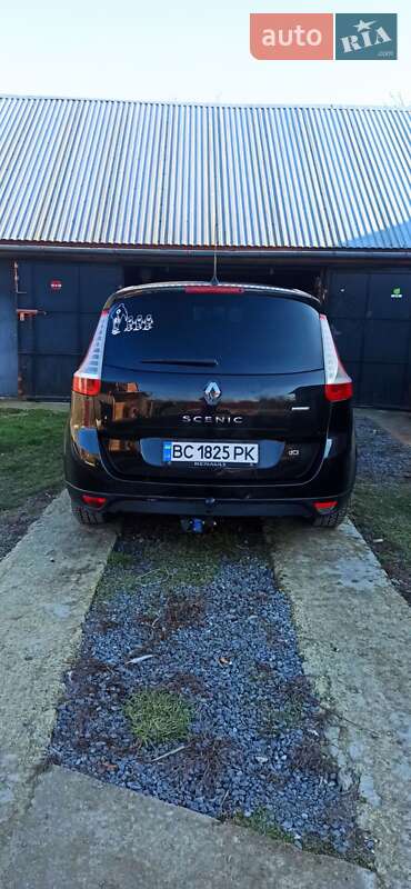 Минивэн Renault Grand Scenic 2010 в Буске