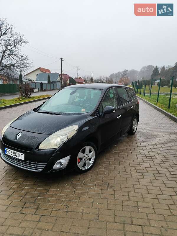 Минивэн Renault Grand Scenic 2009 в Бобрке
