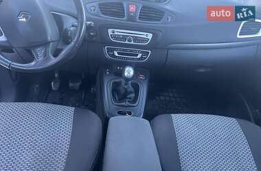 Минивэн Renault Grand Scenic 2010 в 