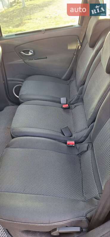Мінівен Renault Grand Scenic 2010 в Дніпрі