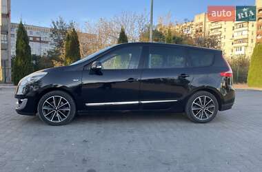 Минивэн Renault Grand Scenic 2012 в 