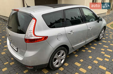 Минивэн Renault Grand Scenic 2010 в 
