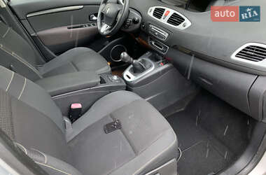 Минивэн Renault Grand Scenic 2010 в 