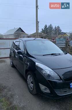 Минивэн Renault Grand Scenic 2011 в Староконстантинове