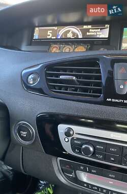 Минивэн Renault Grand Scenic 2012 в 