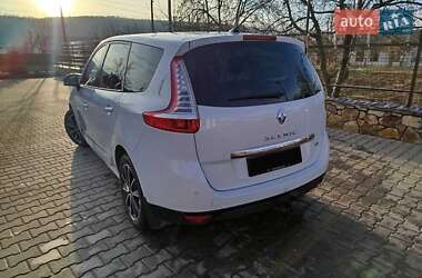 Минивэн Renault Grand Scenic 2012 в 