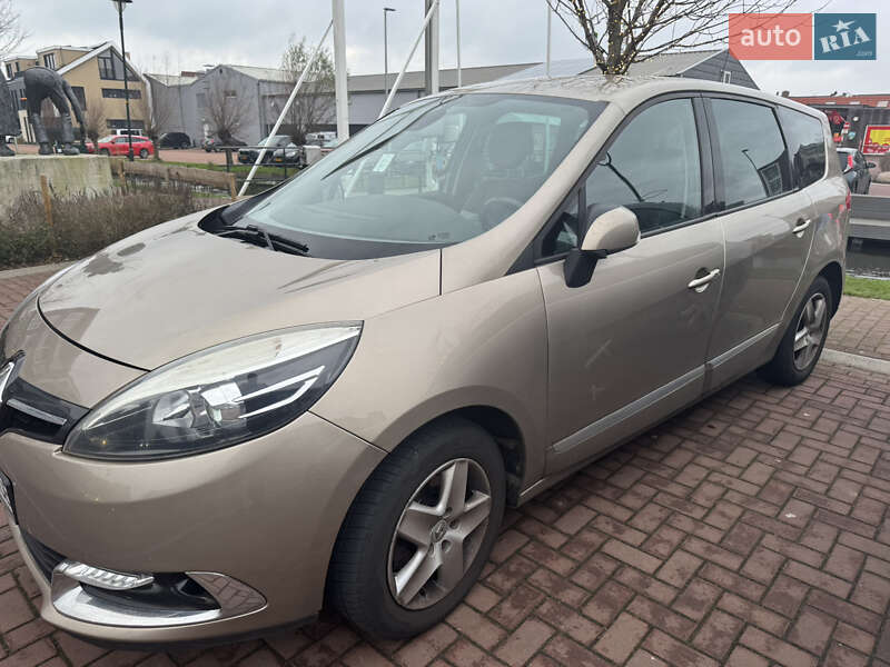 Минивэн Renault Grand Scenic 2016 в Киеве