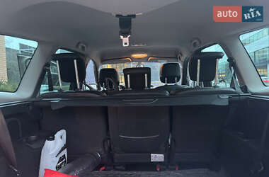 Минивэн Renault Grand Scenic 2016 в 