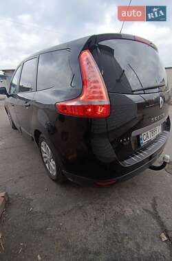 Минивэн Renault Grand Scenic 2011 в Чернобае