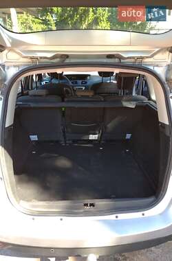 Минивэн Renault Grand Scenic 2012 в 
