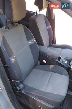 Минивэн Renault Grand Scenic 2012 в 
