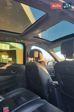 Минивэн Renault Grand Scenic 2013 в 