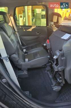 Минивэн Renault Grand Scenic 2013 в 