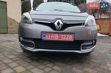 Минивэн Renault Grand Scenic 2013 в 