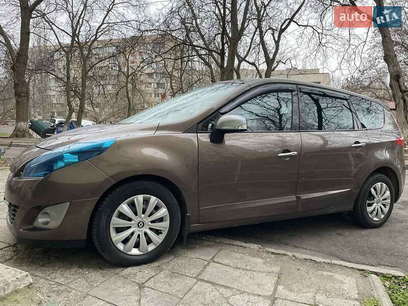 Мінівен Renault Grand Scenic 2011 в Теплодарі