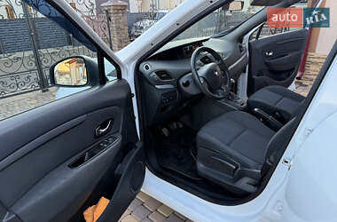 Минивэн Renault Grand Scenic 2012 в Новоселице