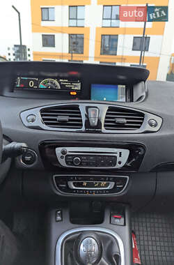 Минивэн Renault Grand Scenic 2013 в Ровно