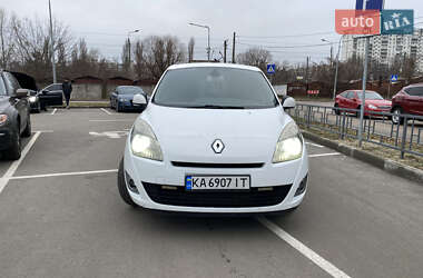 Мінівен Renault Grand Scenic 2011 в Києві