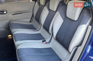 Минивэн Renault Grand Scenic 2005 в Сумах