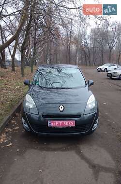 Мінівен Renault Grand Scenic 2011 в Запоріжжі