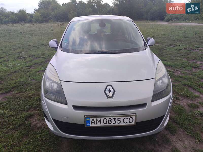 Минивэн Renault Grand Scenic 2010 в Бердичеве