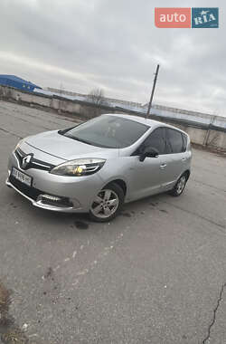 Минивэн Renault Grand Scenic 2012 в 