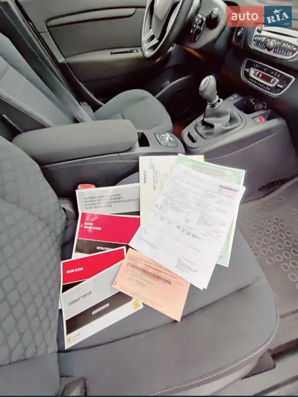 Минивэн Renault Grand Scenic 2009 в Луцке документ