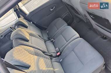 Минивэн Renault Grand Scenic 2009 в 